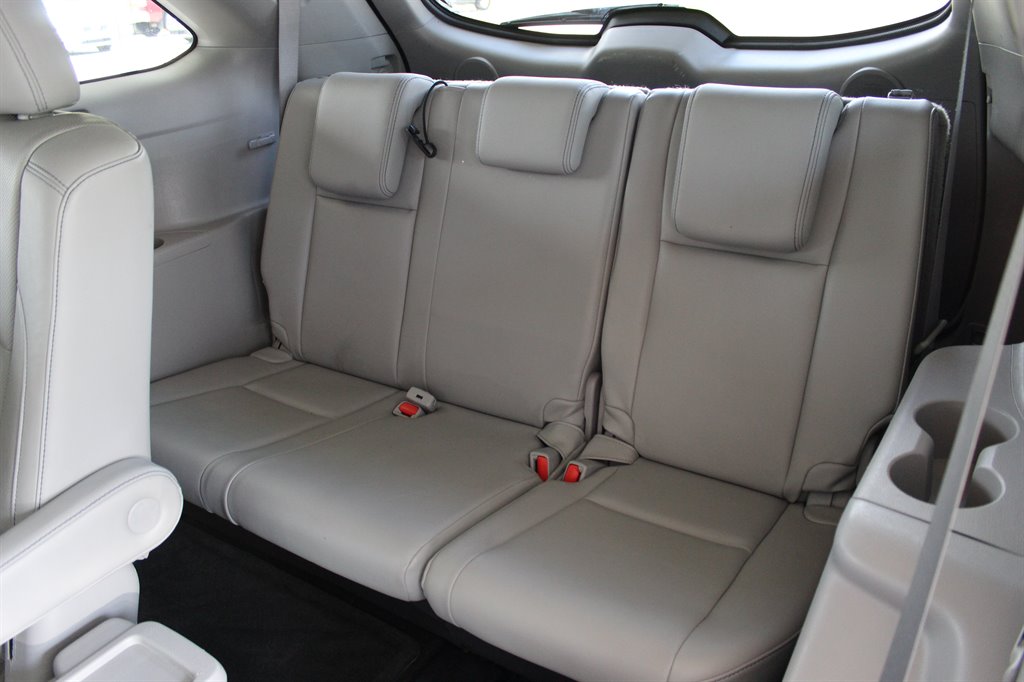 2014 Toyota Highlander - $15,800