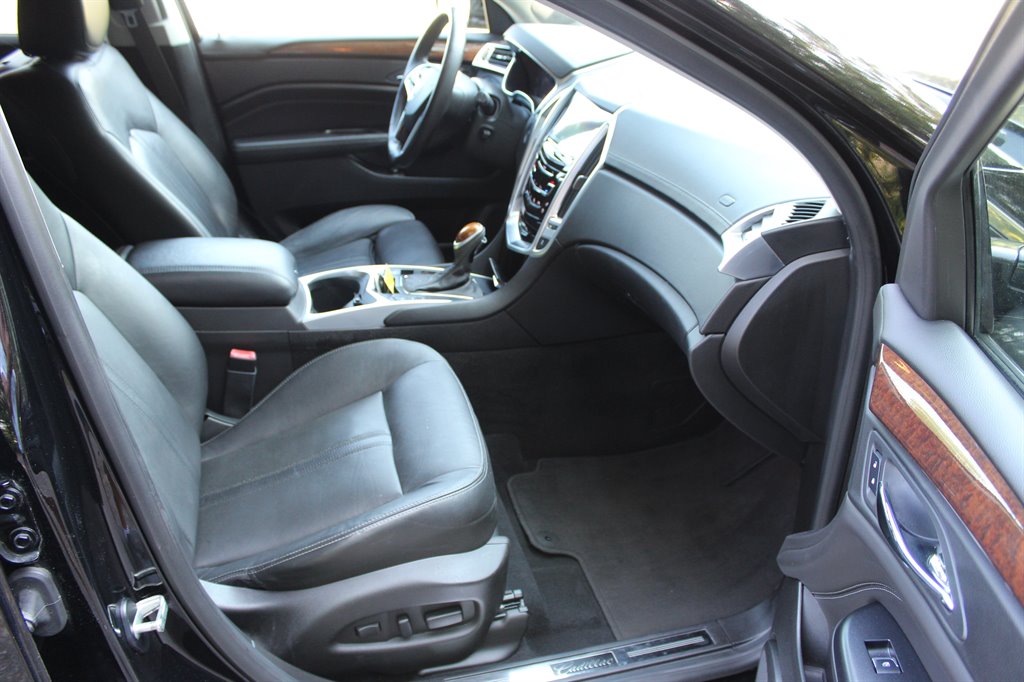 2016 Cadillac SRX - $11,500