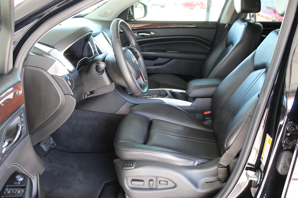 2015 Cadillac SRX - $9,850