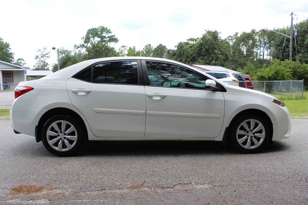 2014 Toyota Corolla - $8,500