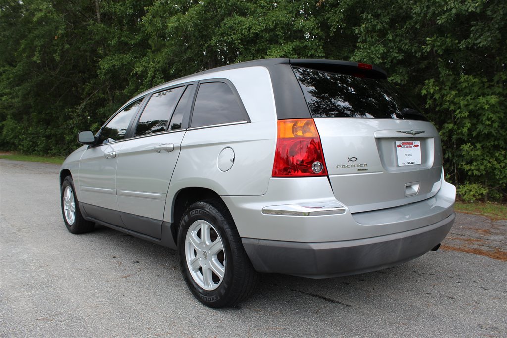 2005 Chrysler Pacifica - $5,800