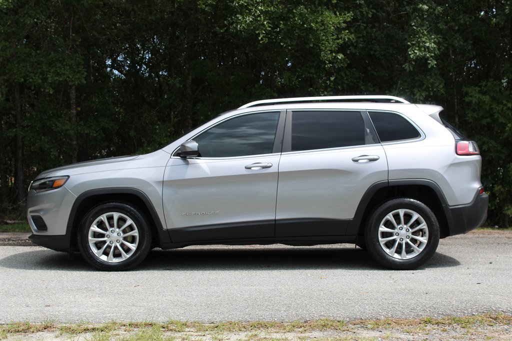 2019 Jeep Cherokee - $7,850