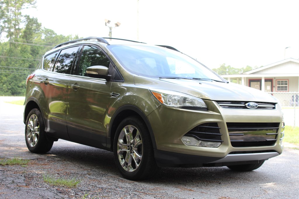 2013 Ford Escape - $8,500