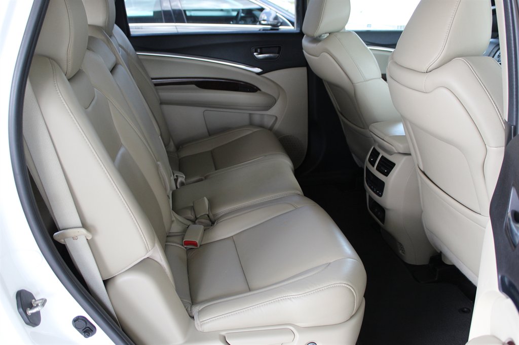2017 Acura MDX - $15,400