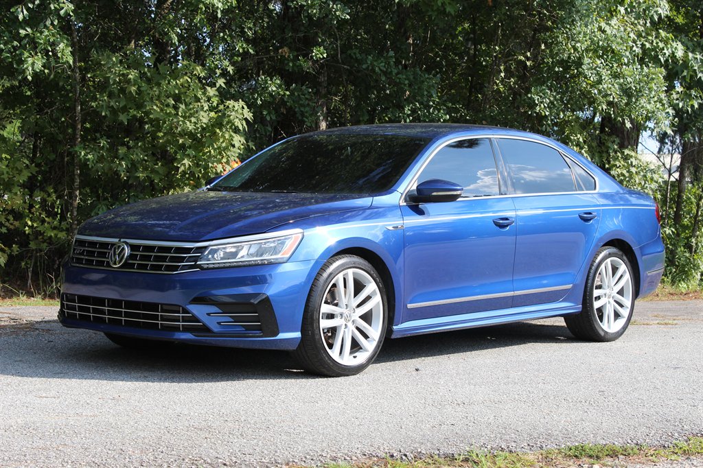 2017 Volkswagen Passat - $7,995