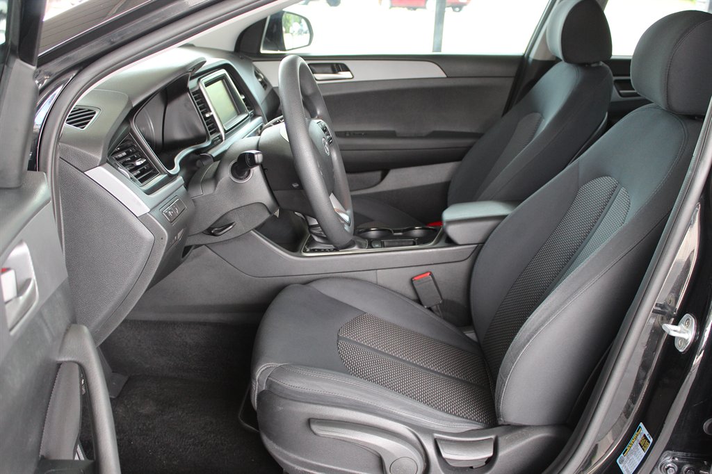 2019 Hyundai Sonata - $10,950