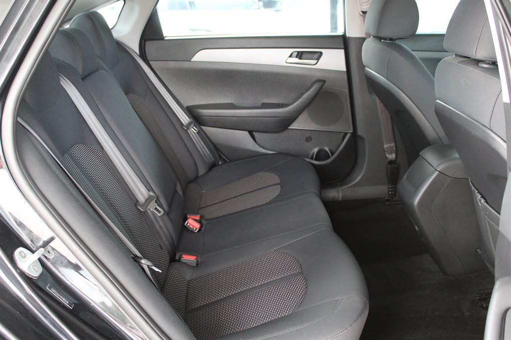 2019 Hyundai Sonata - $10,950