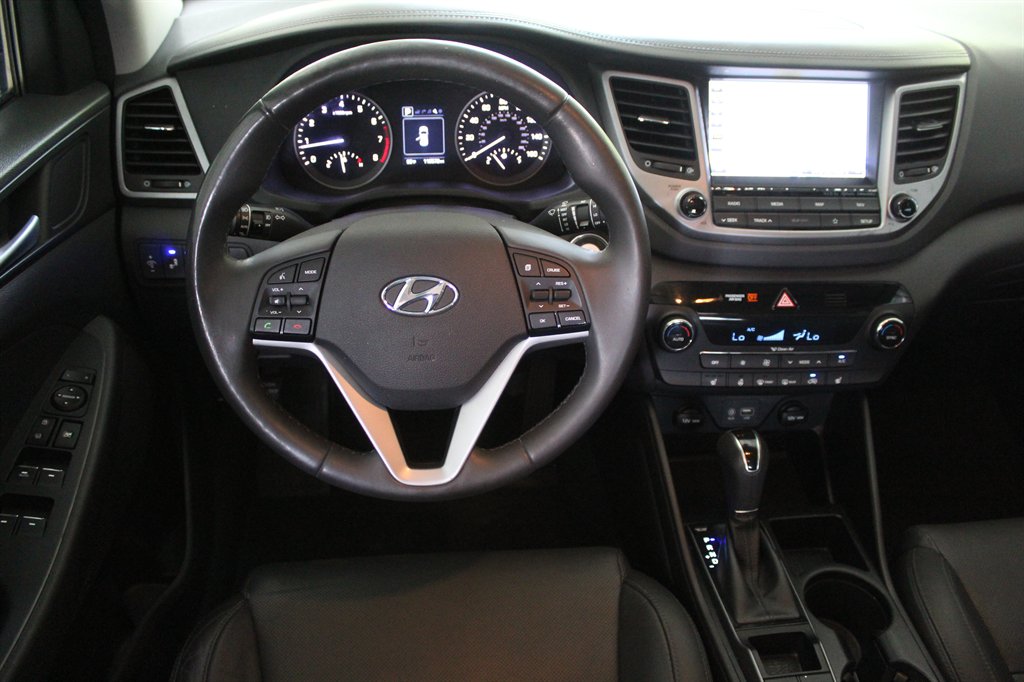 2018 Hyundai Elantra - $8,800