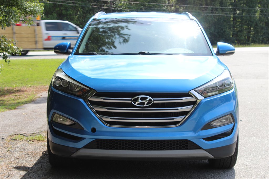 2018 Hyundai Elantra - $8,800