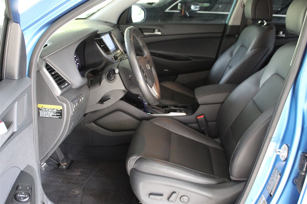 2018 Hyundai Elantra - $8,800