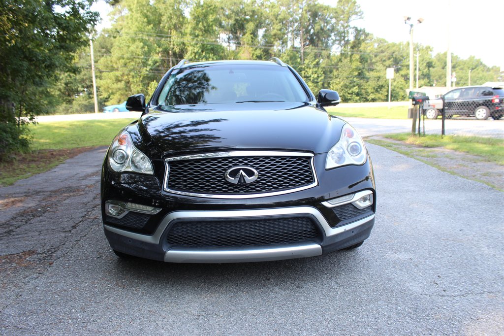 2017 INFINITI QX50 - $11,500