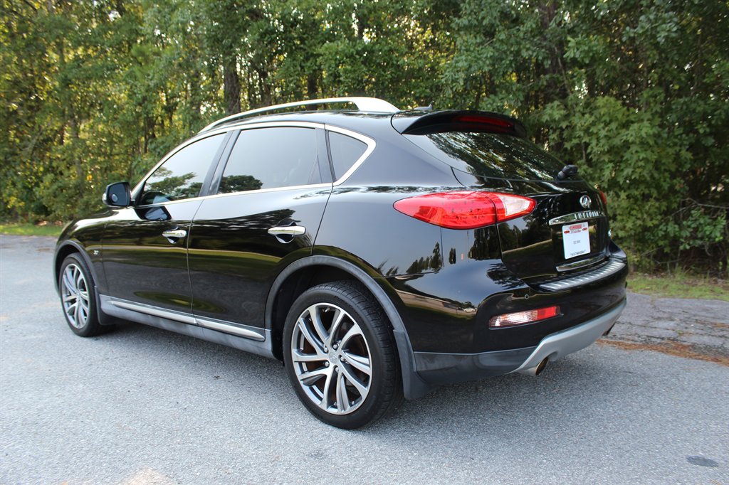 2017 INFINITI QX50 - $11,500