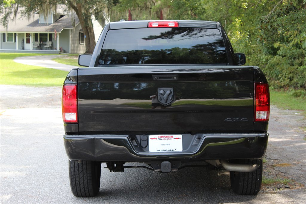 2017 Ram 1500 - $14,995