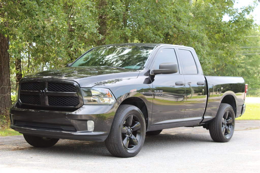 2017 Ram 1500 - $14,995