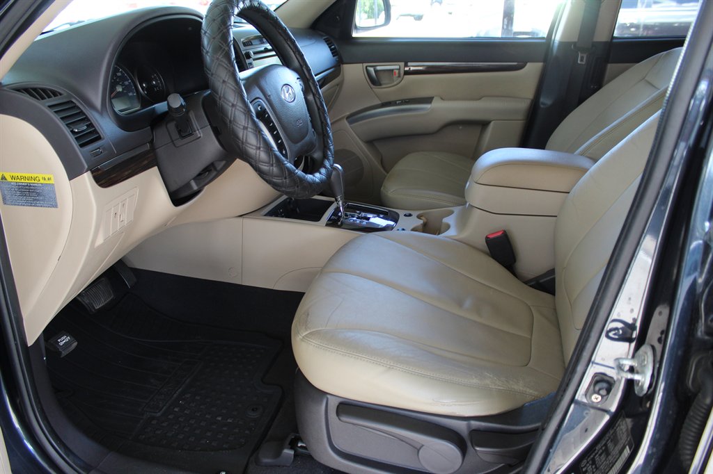 2010 Hyundai Santa Fe - $5,400
