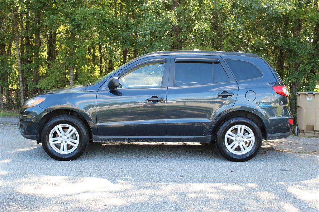 2010 Hyundai Santa Fe - $5,400