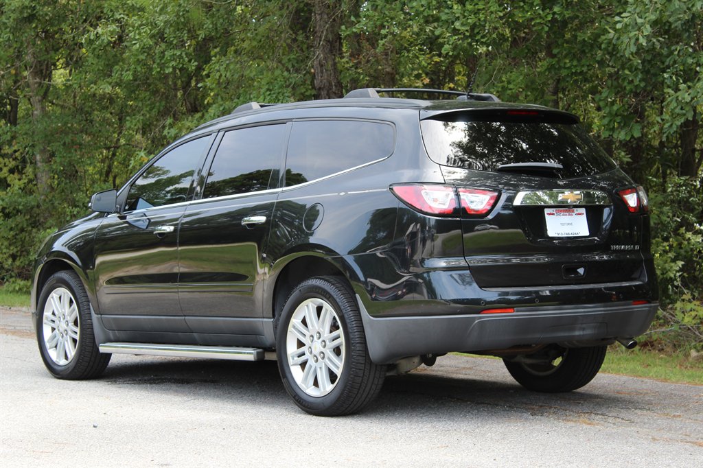 2014 Chevrolet Traverse - $8,995
