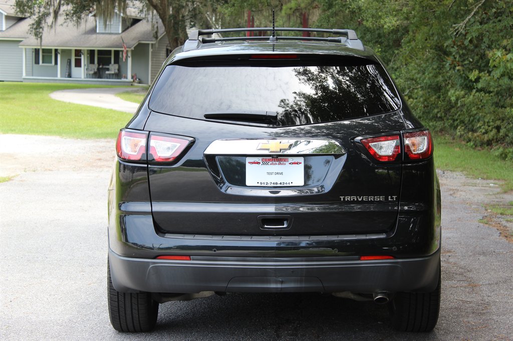 2014 Chevrolet Traverse - $8,995