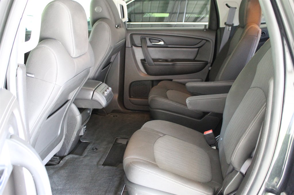 2014 Chevrolet Traverse - $8,995