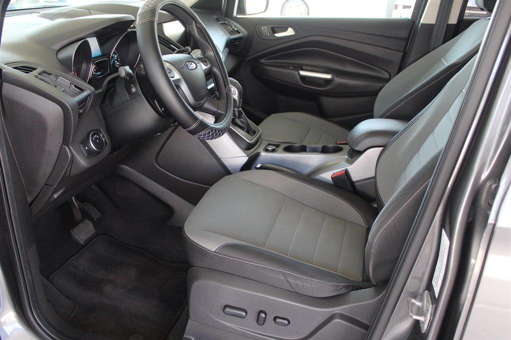 2014 Ford Escape - $6,995