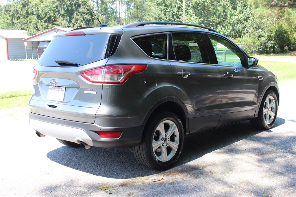 2014 Ford Escape - $6,995