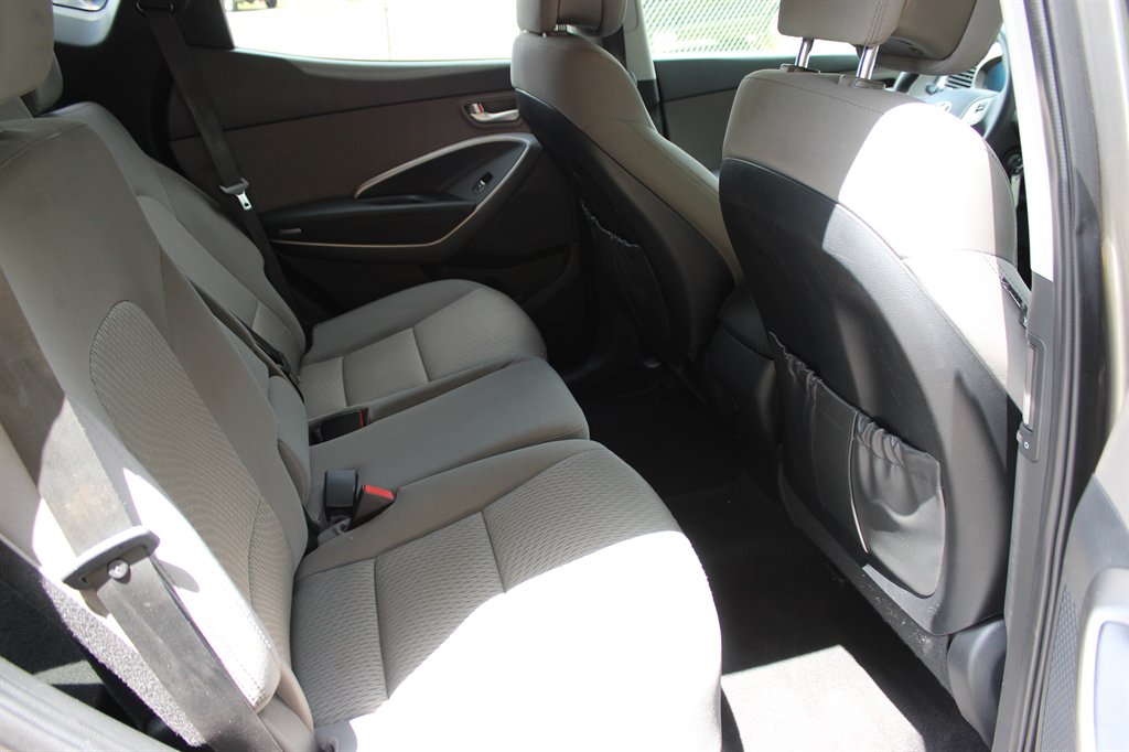 2016 Hyundai Santa Fe Sport - $7,450