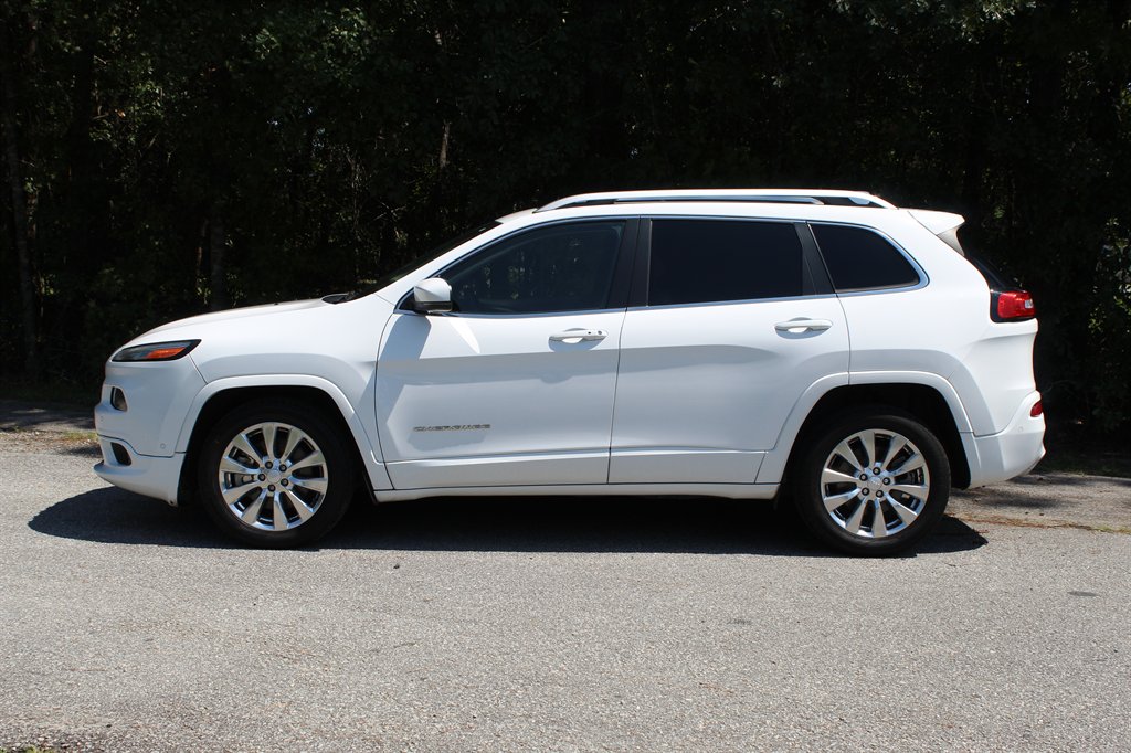 2018 Jeep Cherokee - $11,700