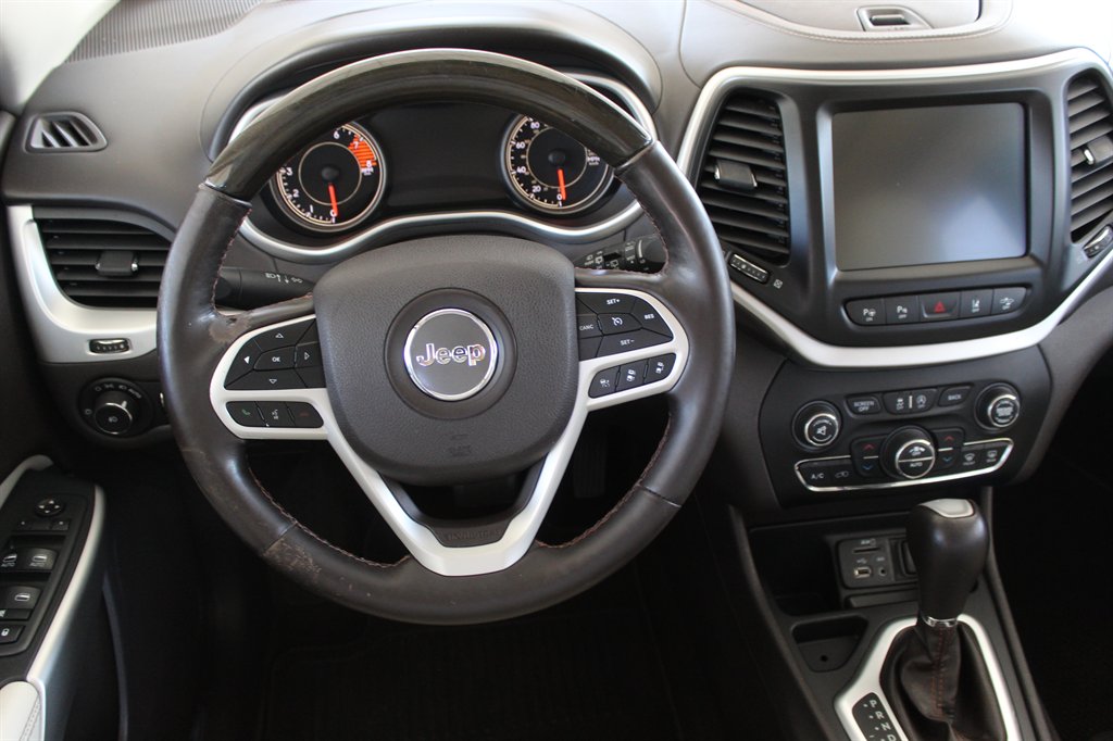 2018 Jeep Cherokee - $11,700