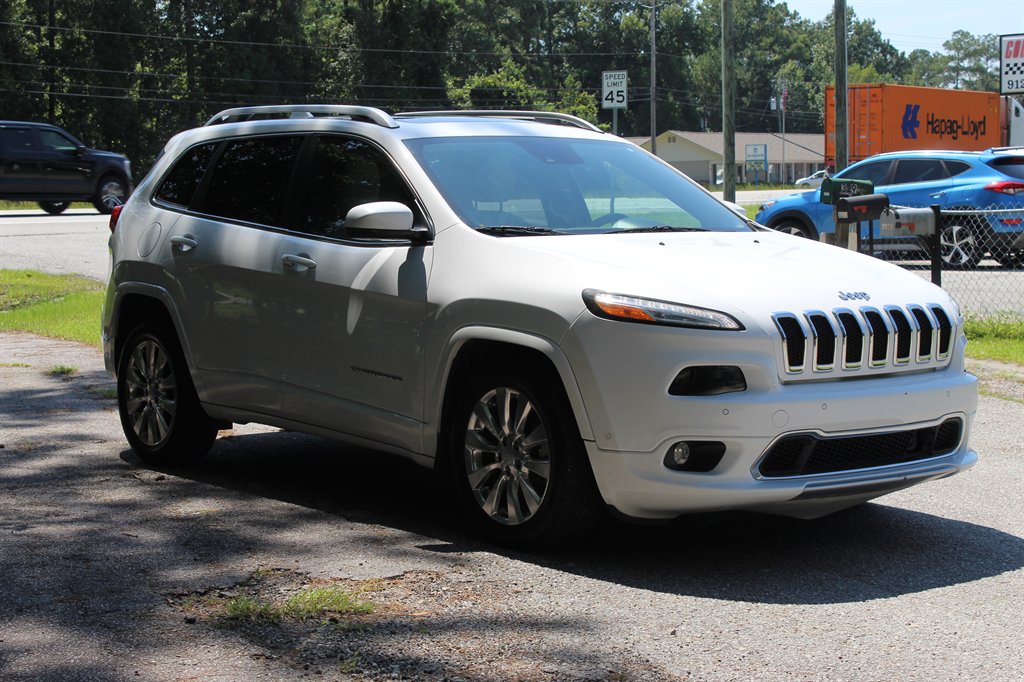 2018 Jeep Cherokee - $11,700