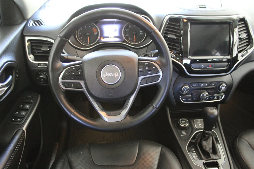 2019 Jeep Cherokee - $9,700
