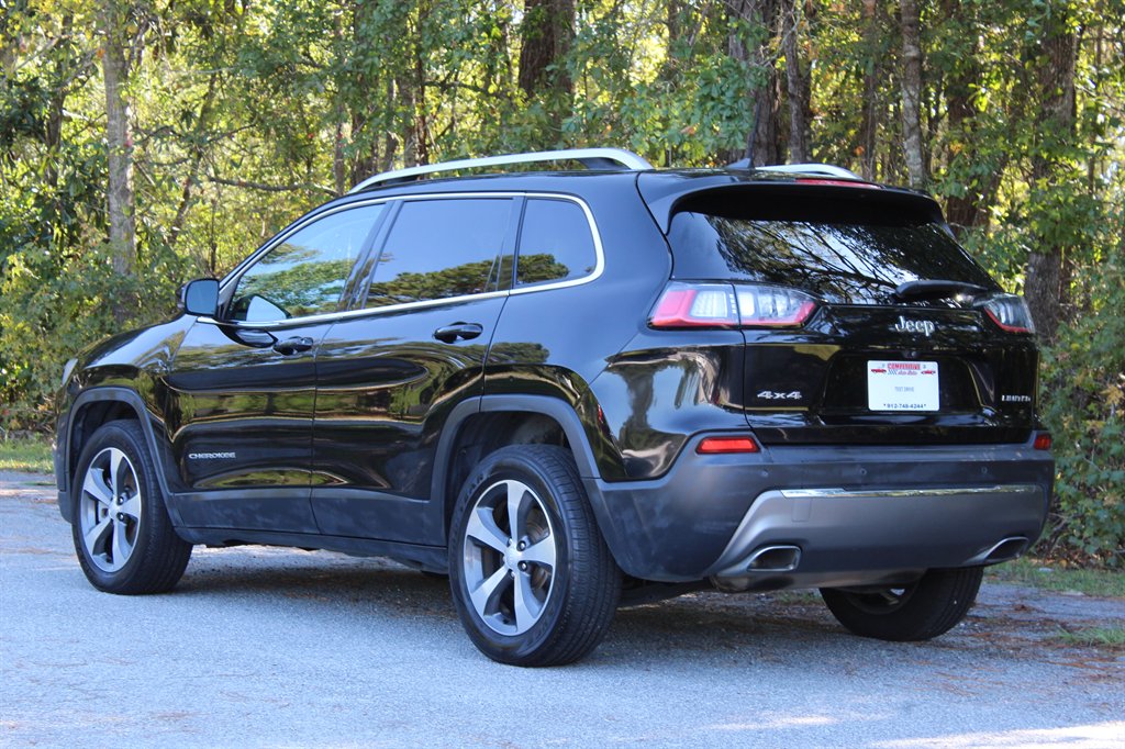 2019 Jeep Cherokee - $9,700