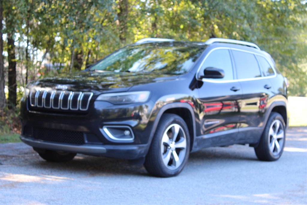 2019 Jeep Cherokee - $9,700