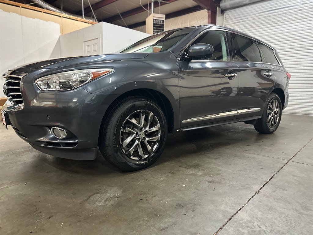 2013 Infiniti JX35 photo