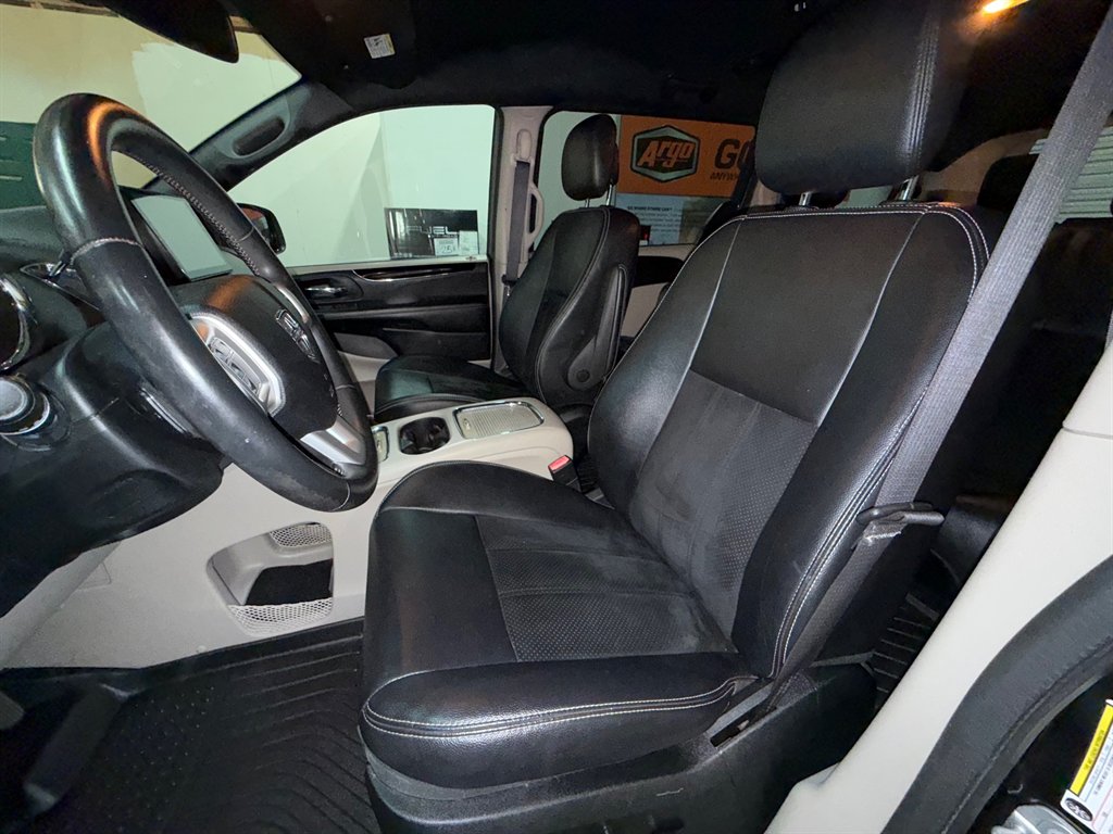 2018 Dodge Grand Caravan SXT photo