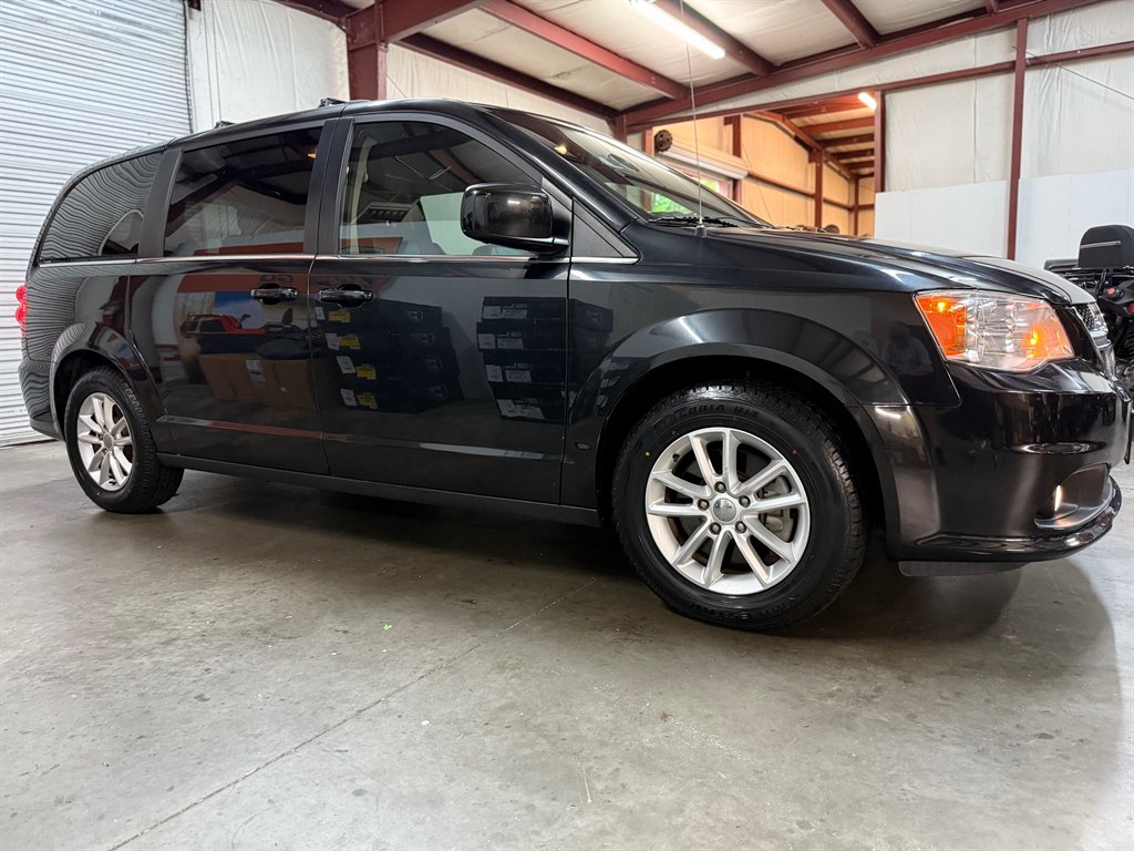 2018 Dodge Grand Caravan SXT photo
