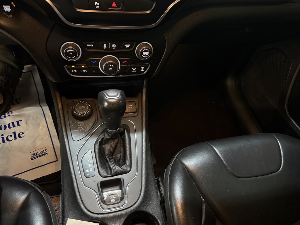 2020 Jeep Cherokee - $12,850