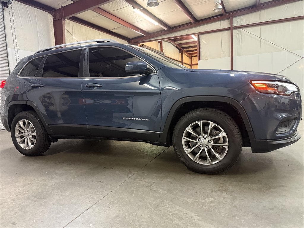 2020 Jeep Cherokee - $12,850