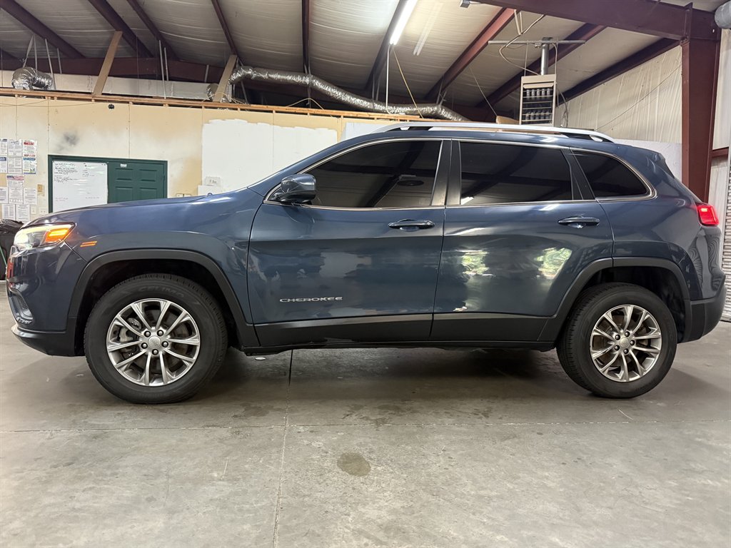 2020 Jeep Cherokee - $12,850
