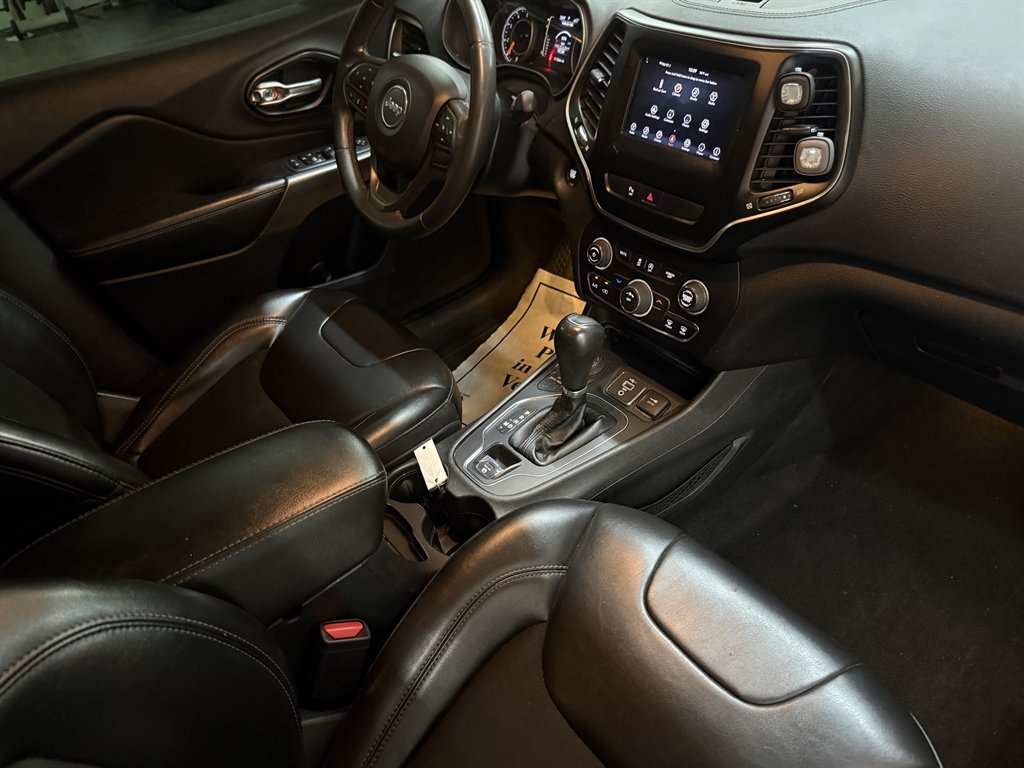 2020 Jeep Cherokee - $12,850
