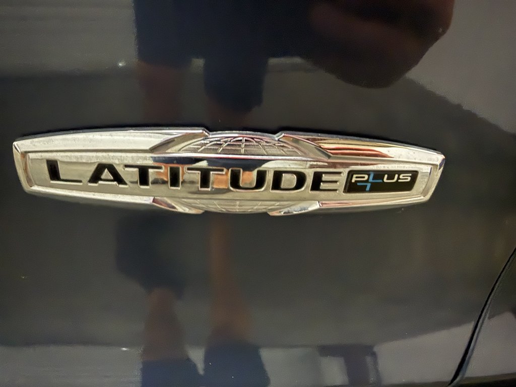 2020 Jeep Cherokee - $12,850