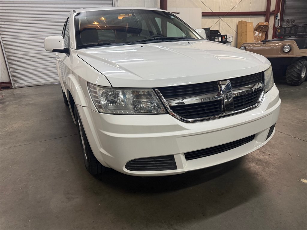 2009 Dodge Journey - $5,925