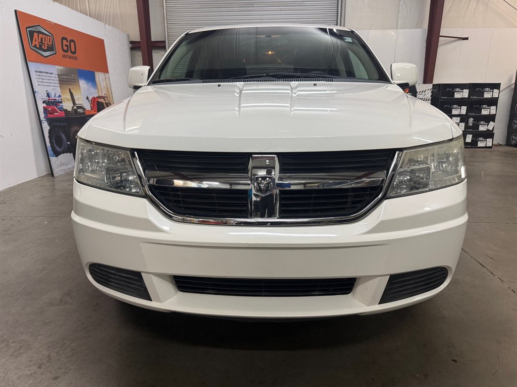 2009 Dodge Journey - $5,925