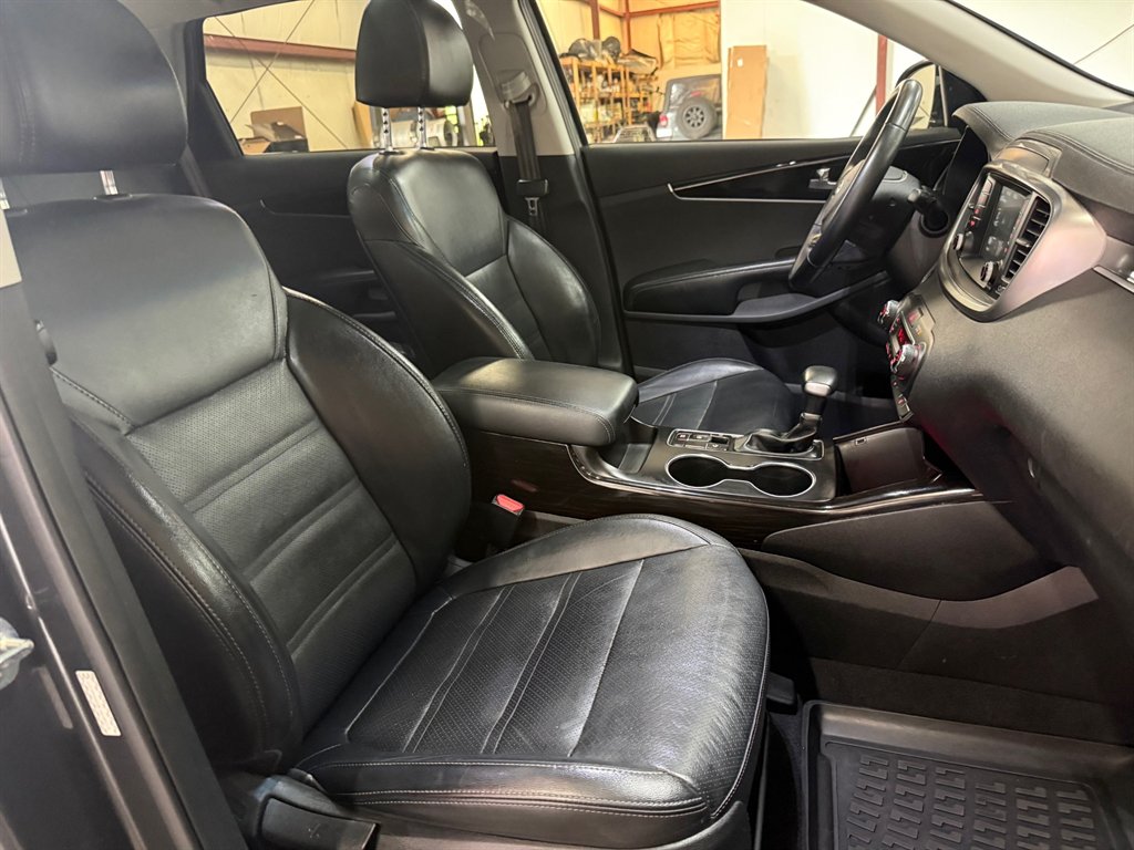 2020 Kia Telluride - $14,950