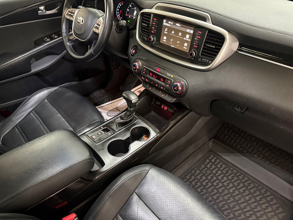 2020 Kia Telluride - $14,950