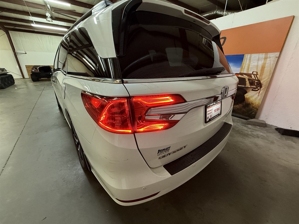2018 Honda Odyssey - $19,925