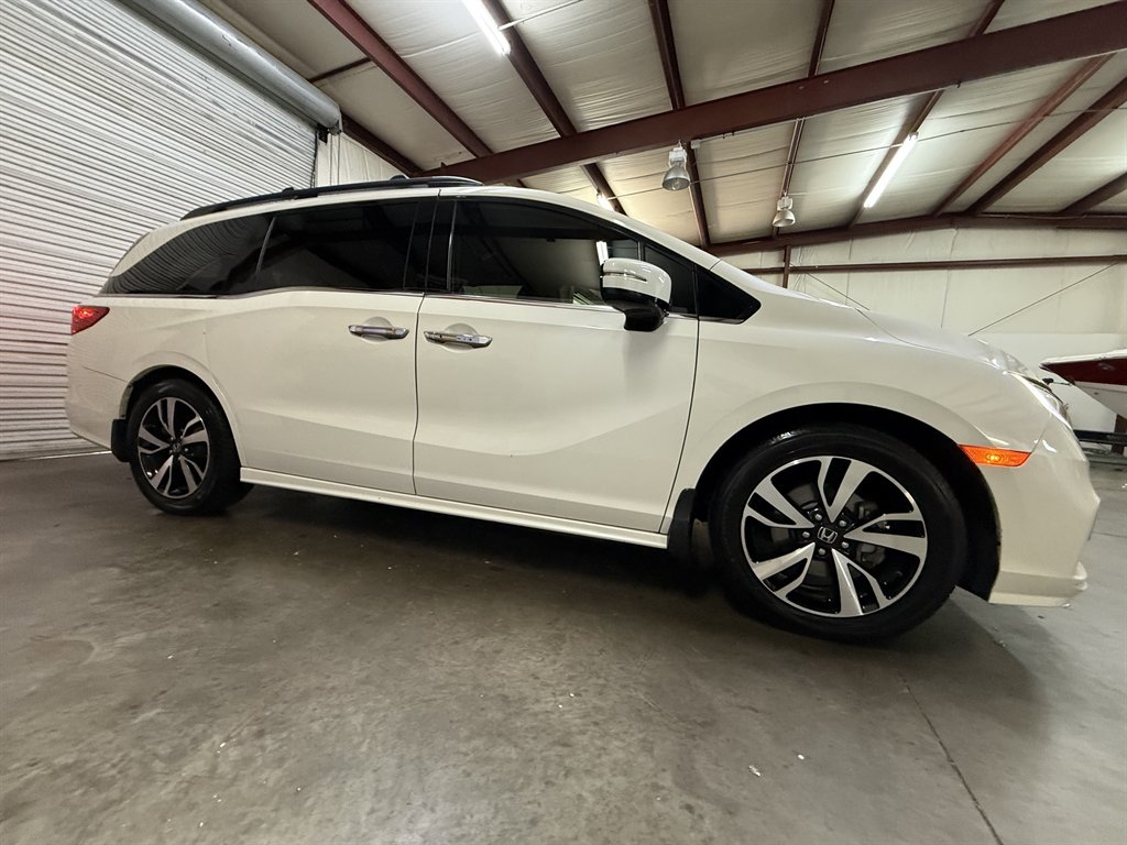2018 Honda Odyssey - $19,925