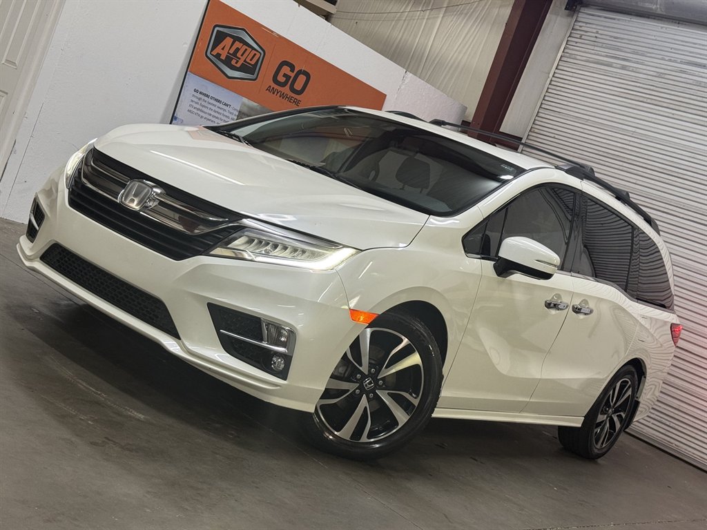 2018 Honda Odyssey - $19,925
