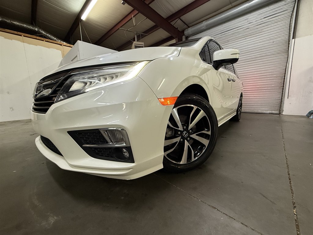 2018 Honda Odyssey - $19,925