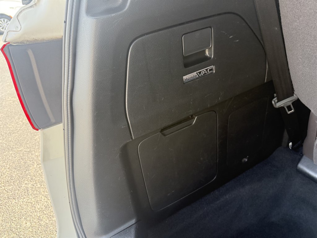 2018 Honda Odyssey - $19,925