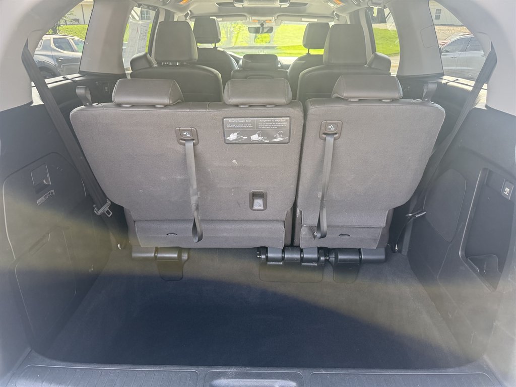 2018 Honda Odyssey - $19,925